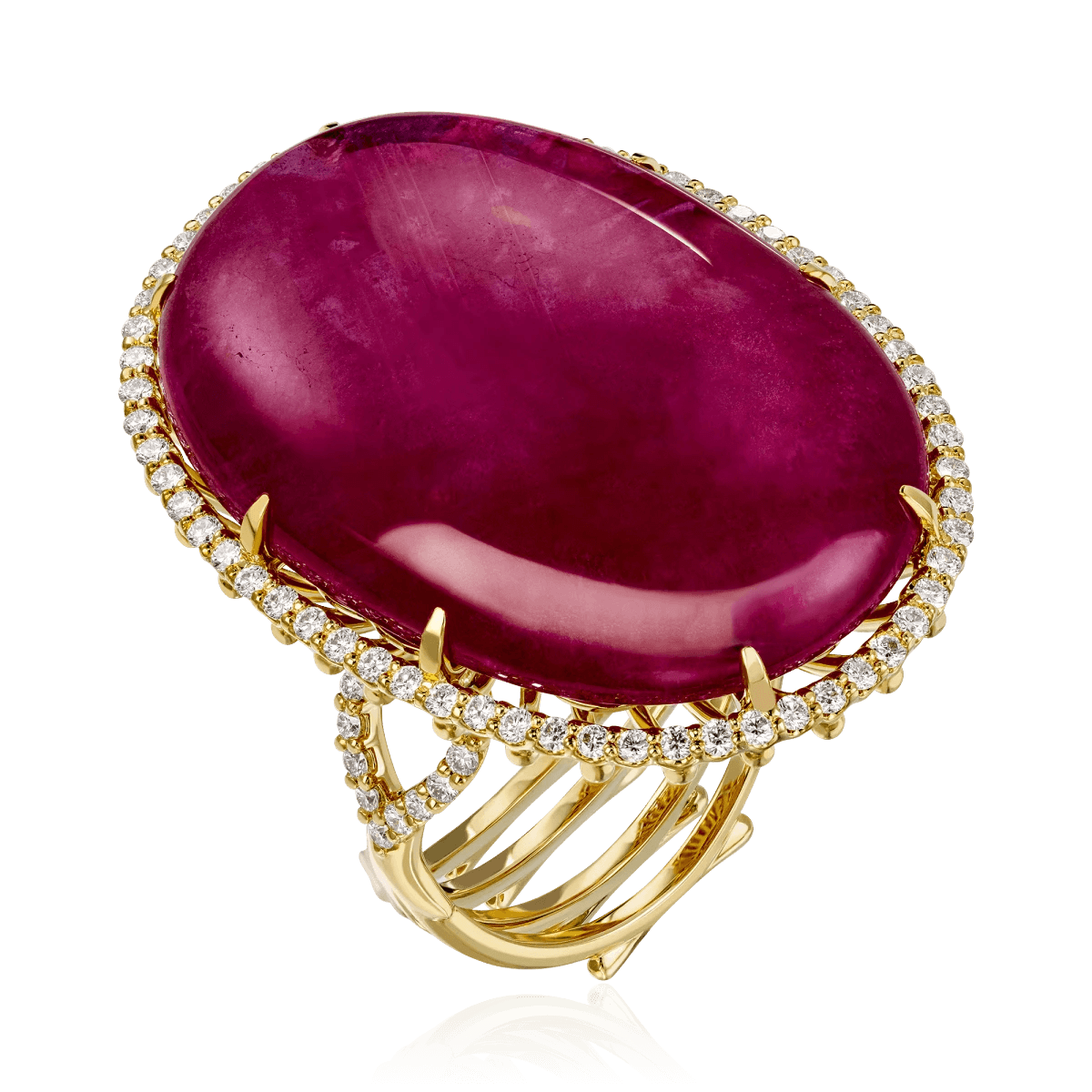 Кольцо с корундом, бриллиантами из желтого золота 750 пробы, фото № 1