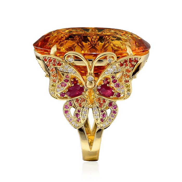 Кольцо с цитрином, сапфирами цветными, рубинами и бриллиантами в желтом золоте 750 пробы (арт. 34595)