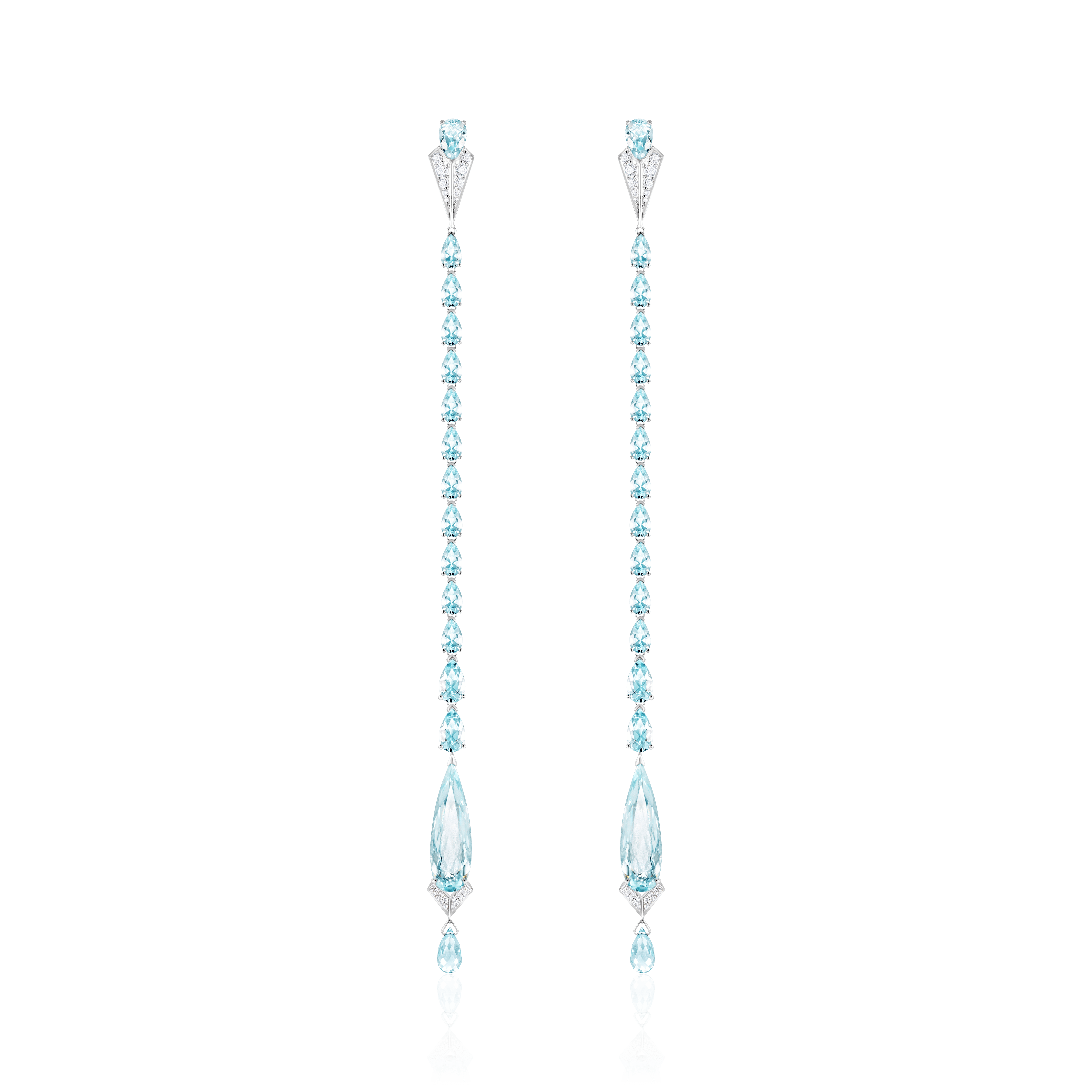 Серьги с аквамарином, бриллиантами из белого золота 750 пробы (арт. 104927)