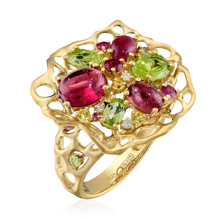 Кольцо с рубином, бриллиантами, хризолитом, турмалином, демантоидом, сапфиром фантазийным из желтого золота 585 пробы (арт. 37031)