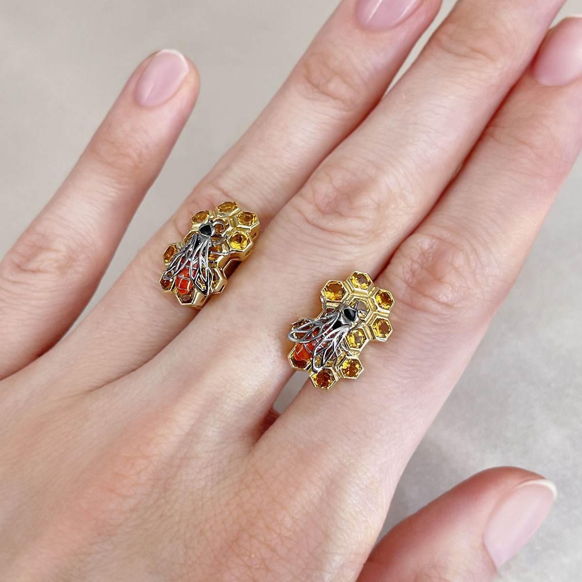 Серьги Пчелы с цитринами и эмалью в комбинированном золоте 585 пробы, фото № 5