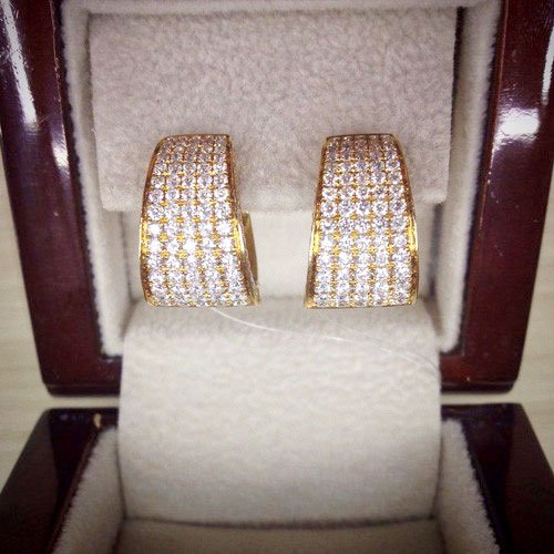Серьги с россыпью бриллиантов из желтого золота 585 пробы, фото № 2